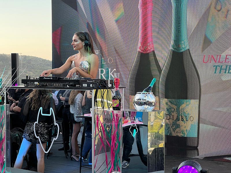 Fotos del lanzamiento de Diablo Spark, Diciembre 2025