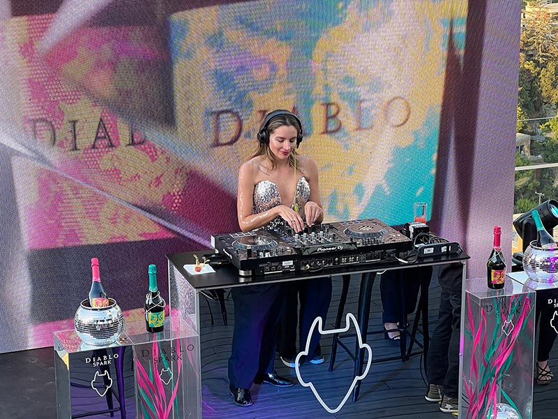 Fotos del lanzamiento de Diablo Spark, Diciembre 2025