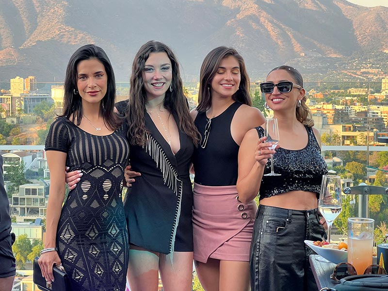 Fotos del lanzamiento de Diablo Spark, Diciembre 2025