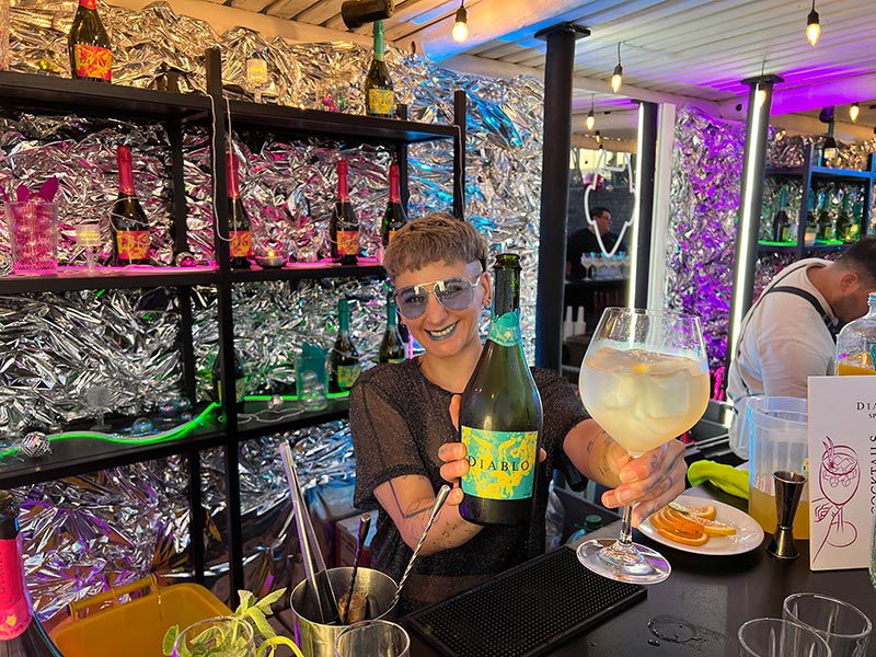 Fotos del lanzamiento de Diablo Spark, Diciembre 2025