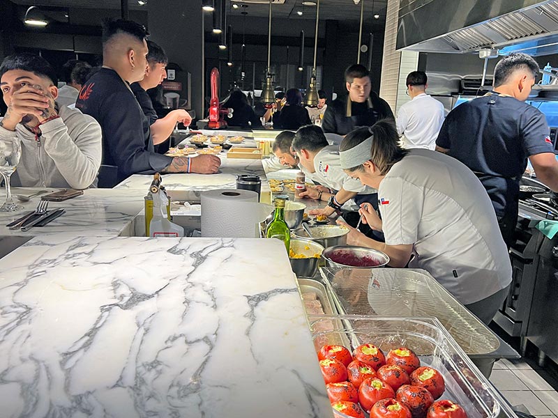 Fotos de la cena de Culinary Team en Punto Ocho Restaurante, Enero 2026