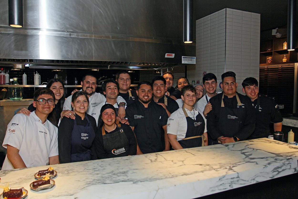 Fotos de la cena de Culinary Team en Punto Ocho Restaurante, Enero 2026