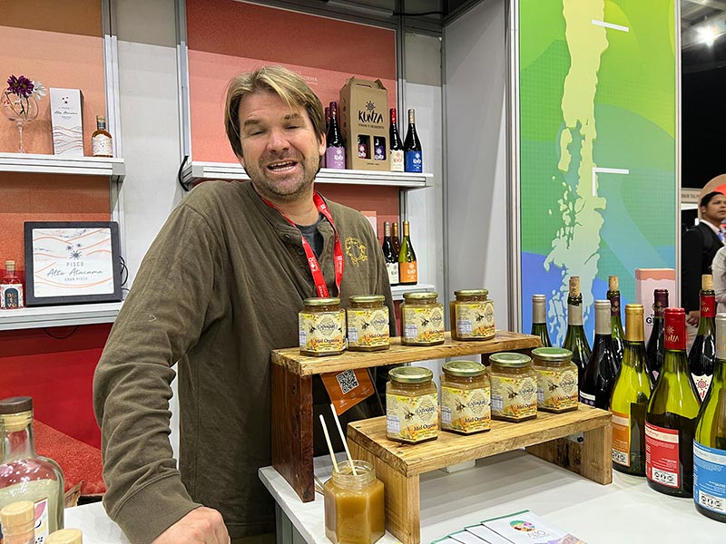 Fotos de la feria Food Service 2025, los Premio Fuego y el Almuerzo de la Fegach