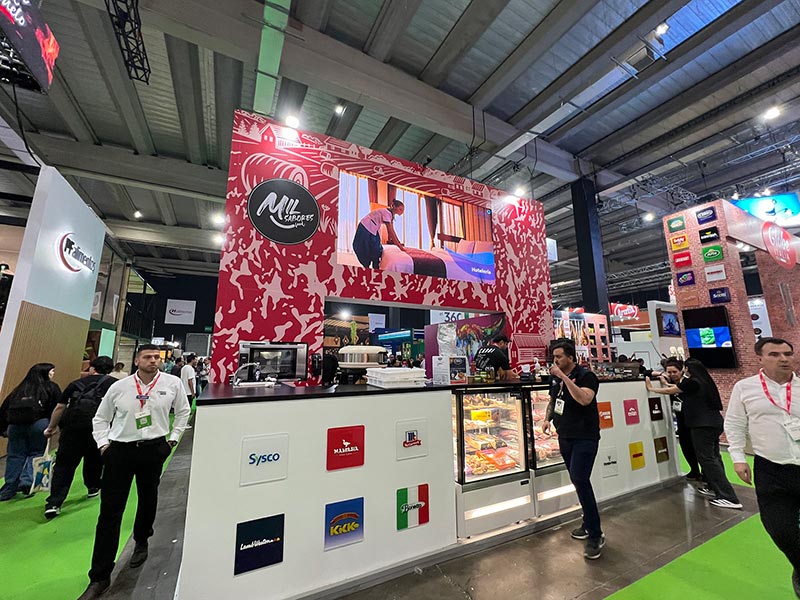 Fotos de la feria Food Service 2025, los Premio Fuego y el Almuerzo de la Fegach