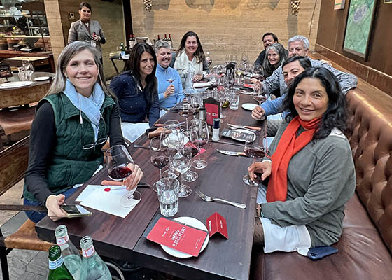 Nueva directiva del C�rculo de Cronistas Gastron�micos y del Vino de Chile